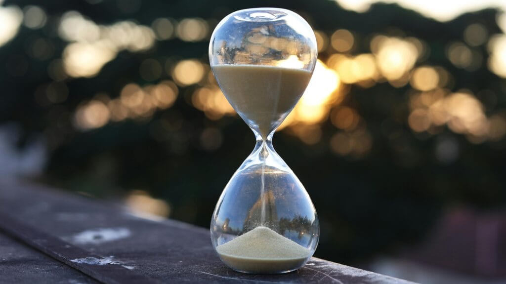 This image is symbol of the connection between patience and spiritual growth during hard times