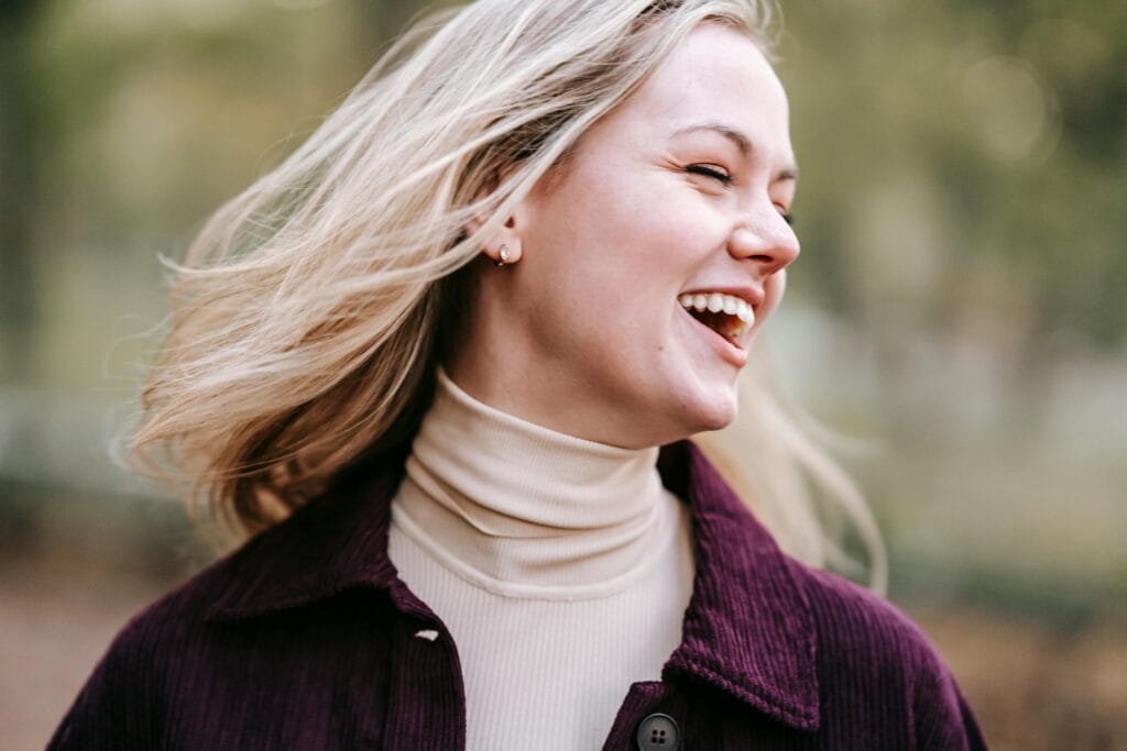 How can I be as young as moon by laughter therapy, the easiest natural face-lift in the world.