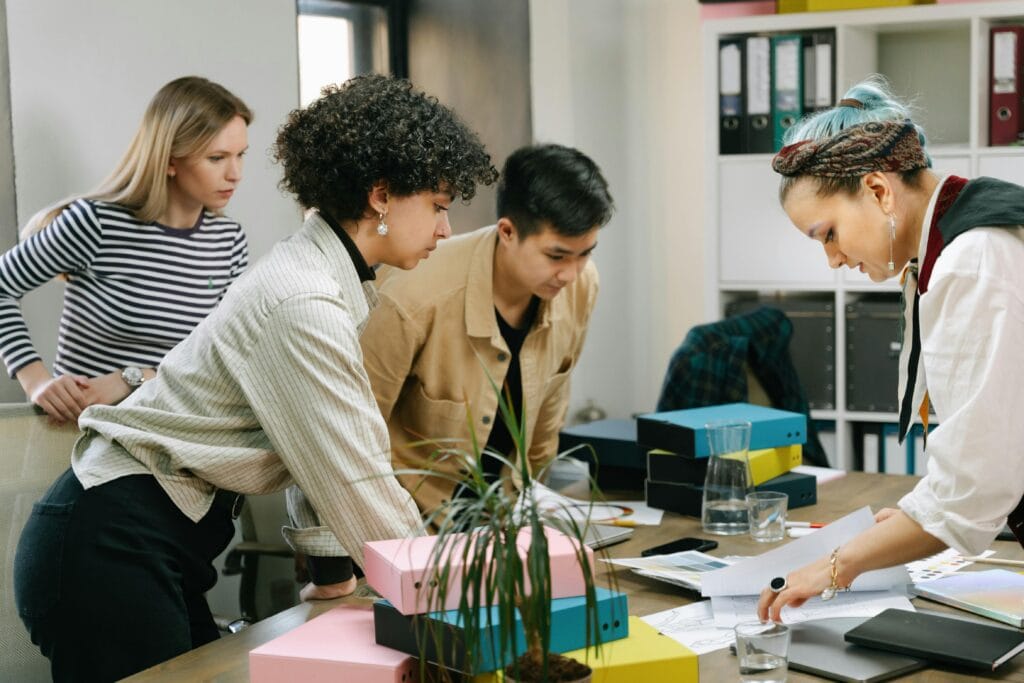 This image is symbol of how extroverted leaders inspire team collaboration.