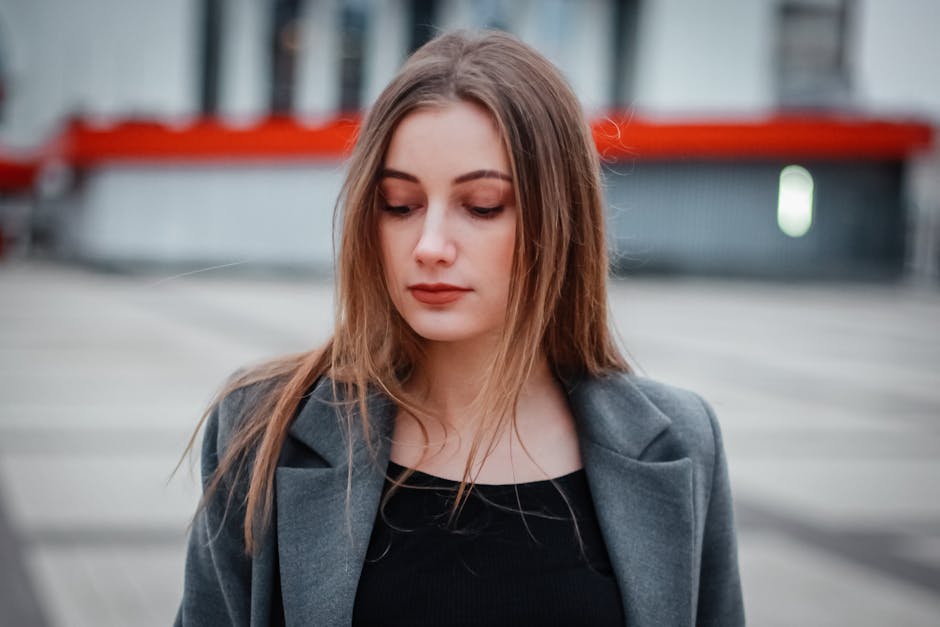 How to recognize an ambivert, scientific signs of a balanced personality.