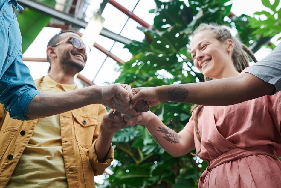 The image represents the understanding attachment styles in adults illustrating emotional co-regulation in adult partnerships and healthy stress management.