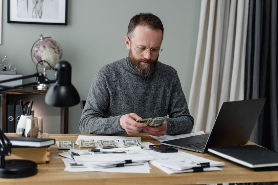 Best Investments for Net Wealth including index funds, real estate, dividend stocks, and diversified portfolios used by wealthy investors.